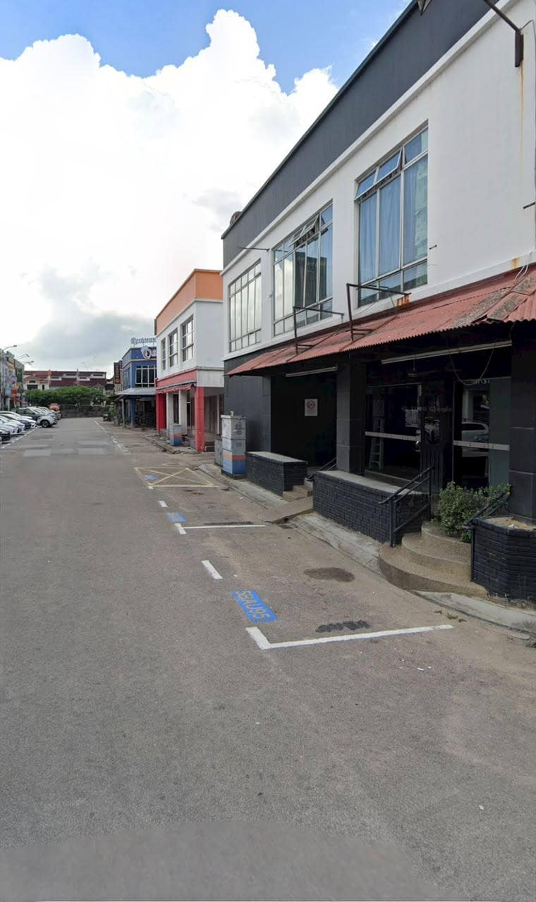 Double Storey Corner Shop Lot Nusa Bestari – photo 1