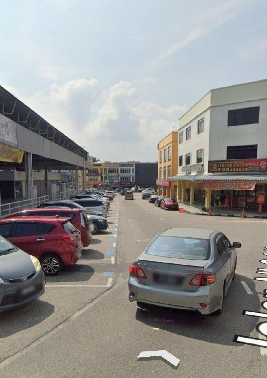 3 Storey Shoplot Taman Nusa Bestari 2 – photo 1