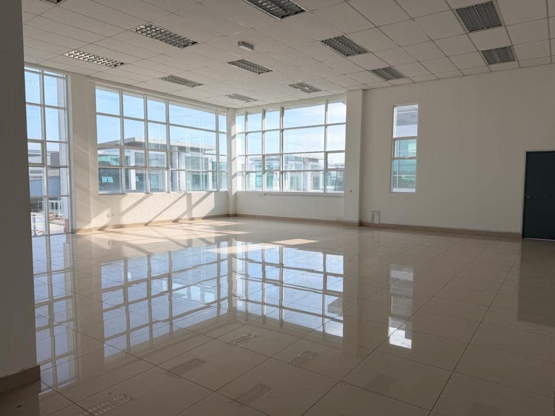 2 storey semi de factory Frontier Industrial Park – photo 1