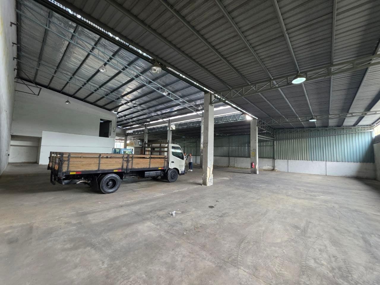 1.5 Storey Semi-D Factory Impian Emas – photo 1