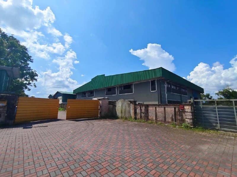 Link Bungalow Factory Ulu Tiram – photo 1