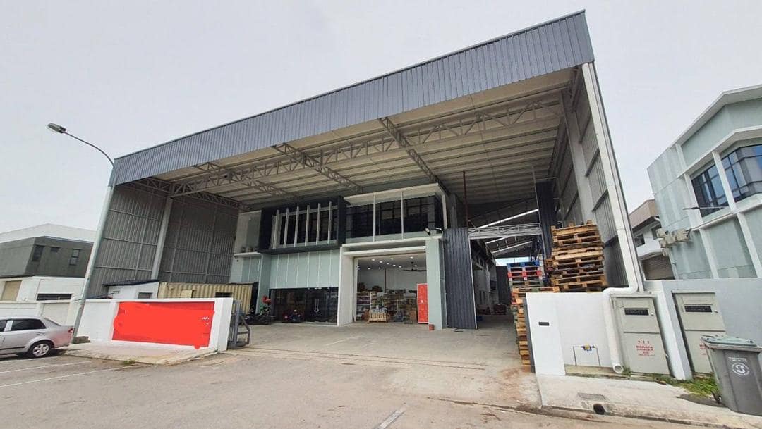 1.5 Storey Cluster Factory Taman Desa Cemerlang – photo 1