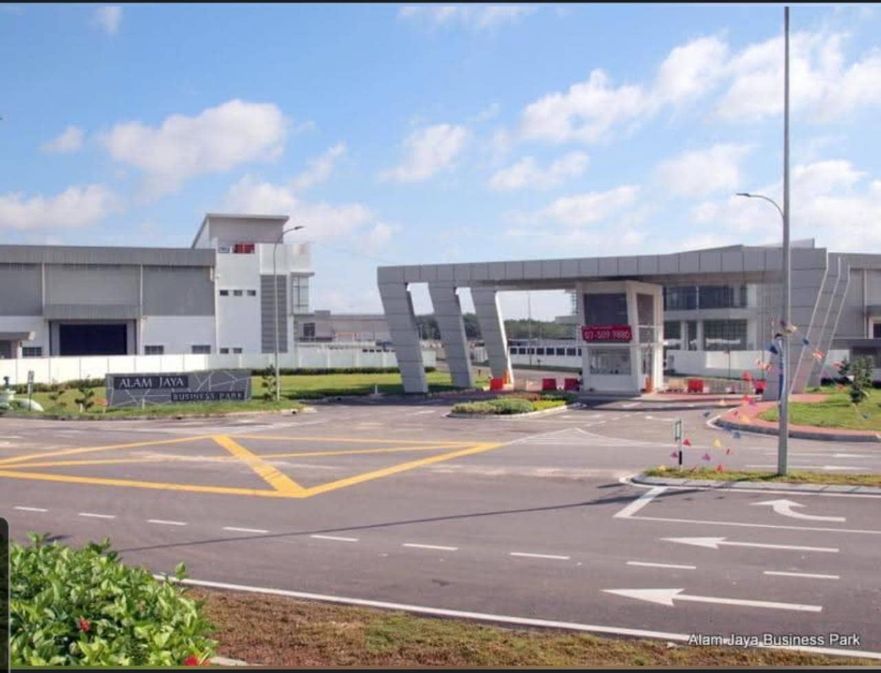 2-Storey Semi Detached Factory Alam Jaya Business Park – photo 1