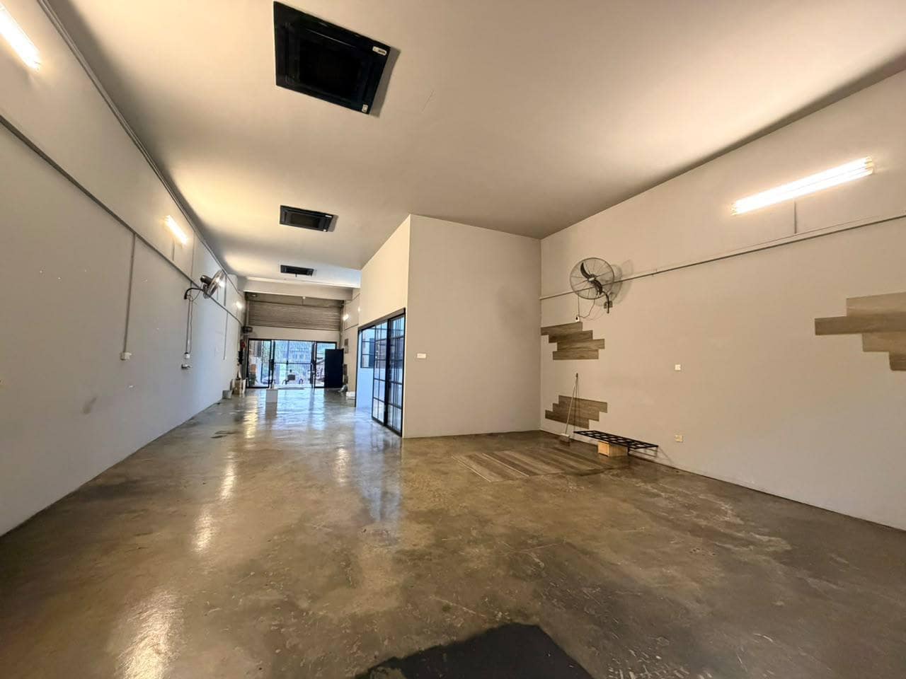 1.5-Storey Terrace Factory Mutiara Emas Mount Austin – photo 1
