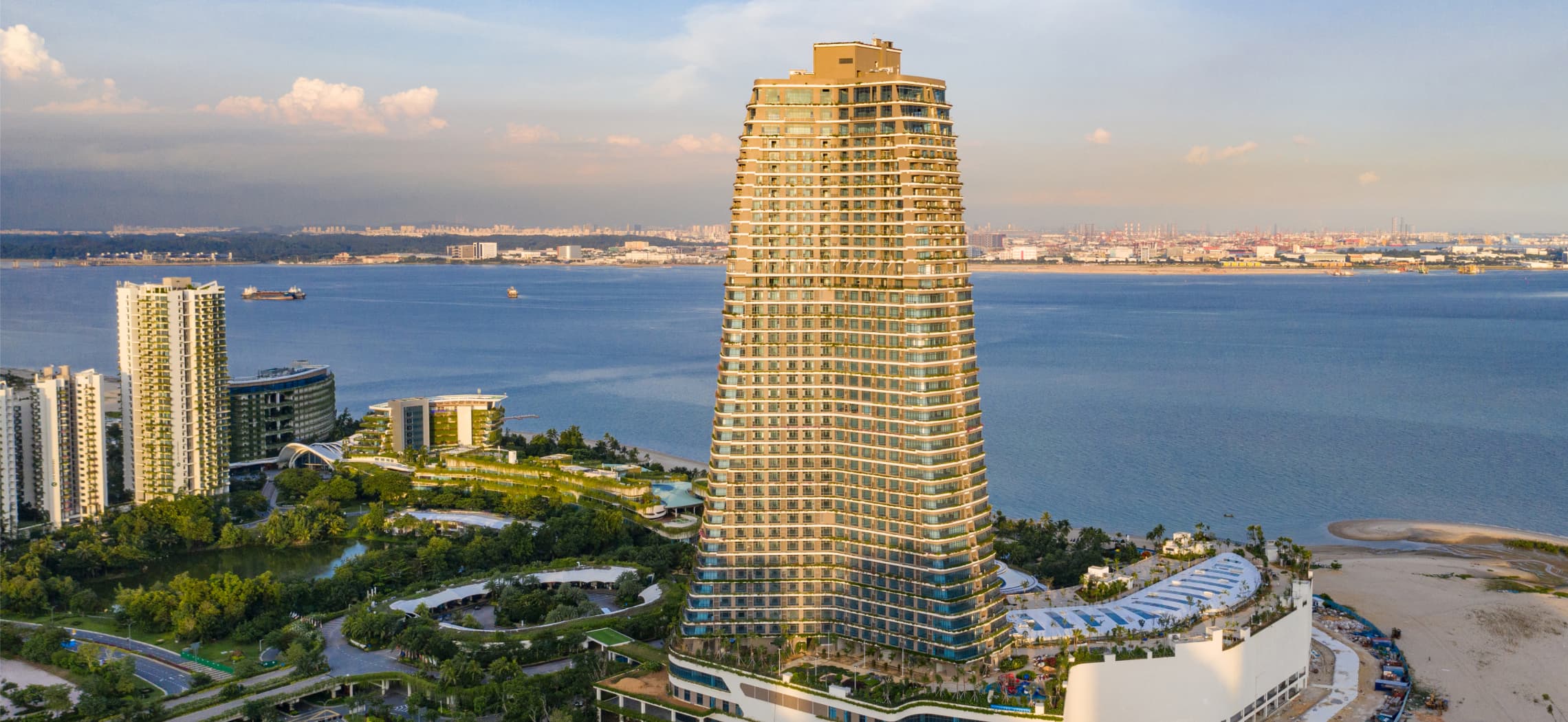 Forest City Community Background