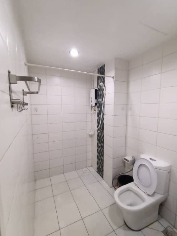 Double Storey Endlot Taman Scientex 4