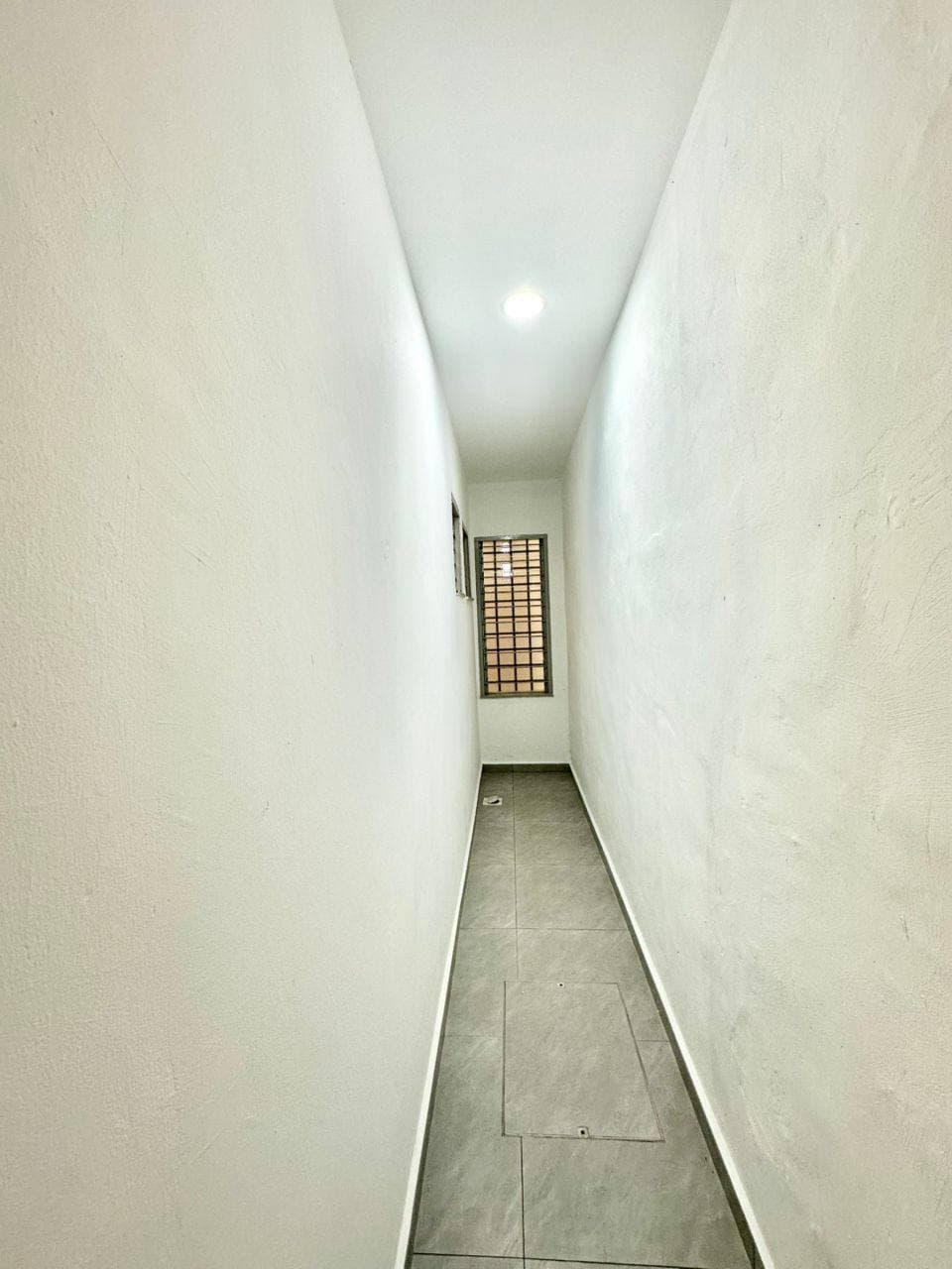 Low Cost Flat Taman Ungku Tun Aminah 9