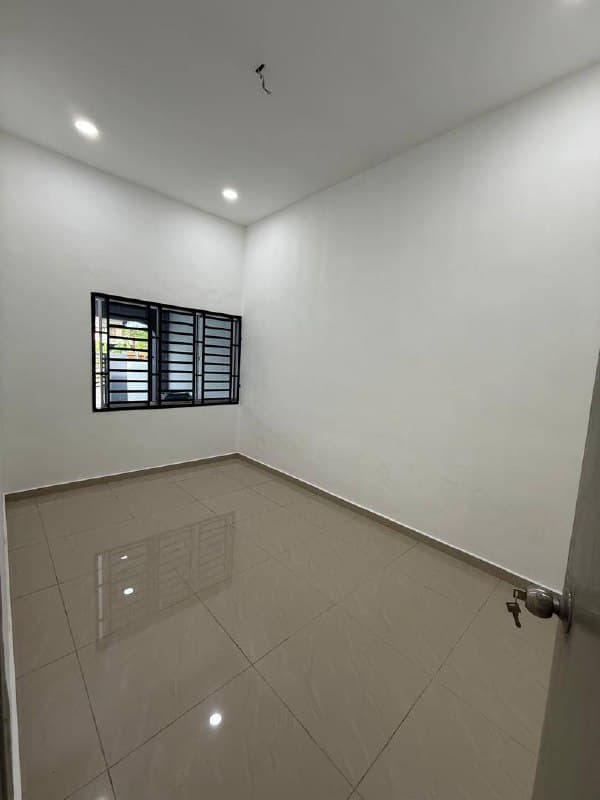 Double Storey Corner Lot Taman Nusa Sentral 7
