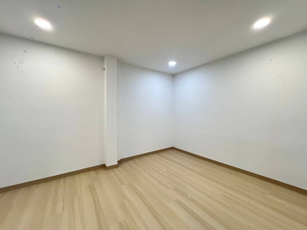 1.5 Storey Terrace Taman Perling 8