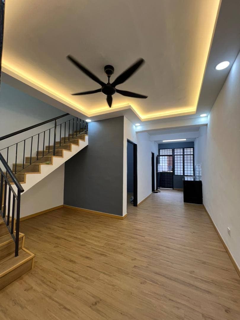 1.5 Storey Terrace Taman Perling 16