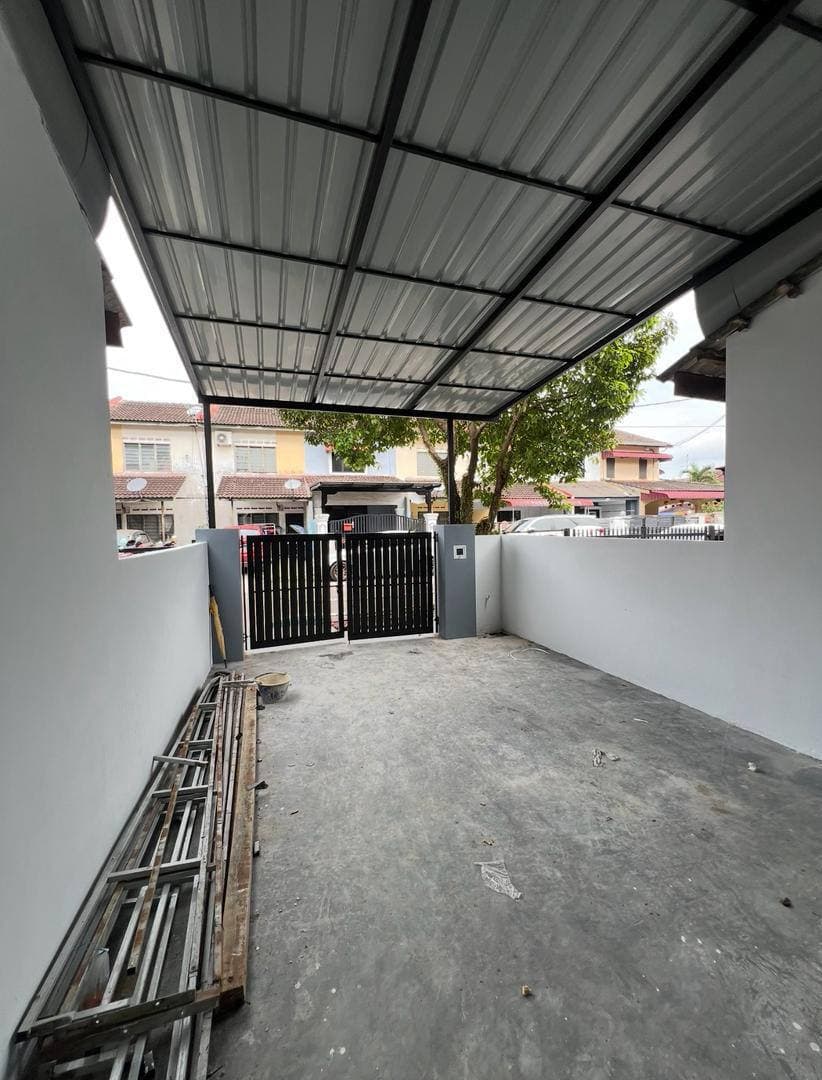 1.5 Storey Terrace Taman Perling 17