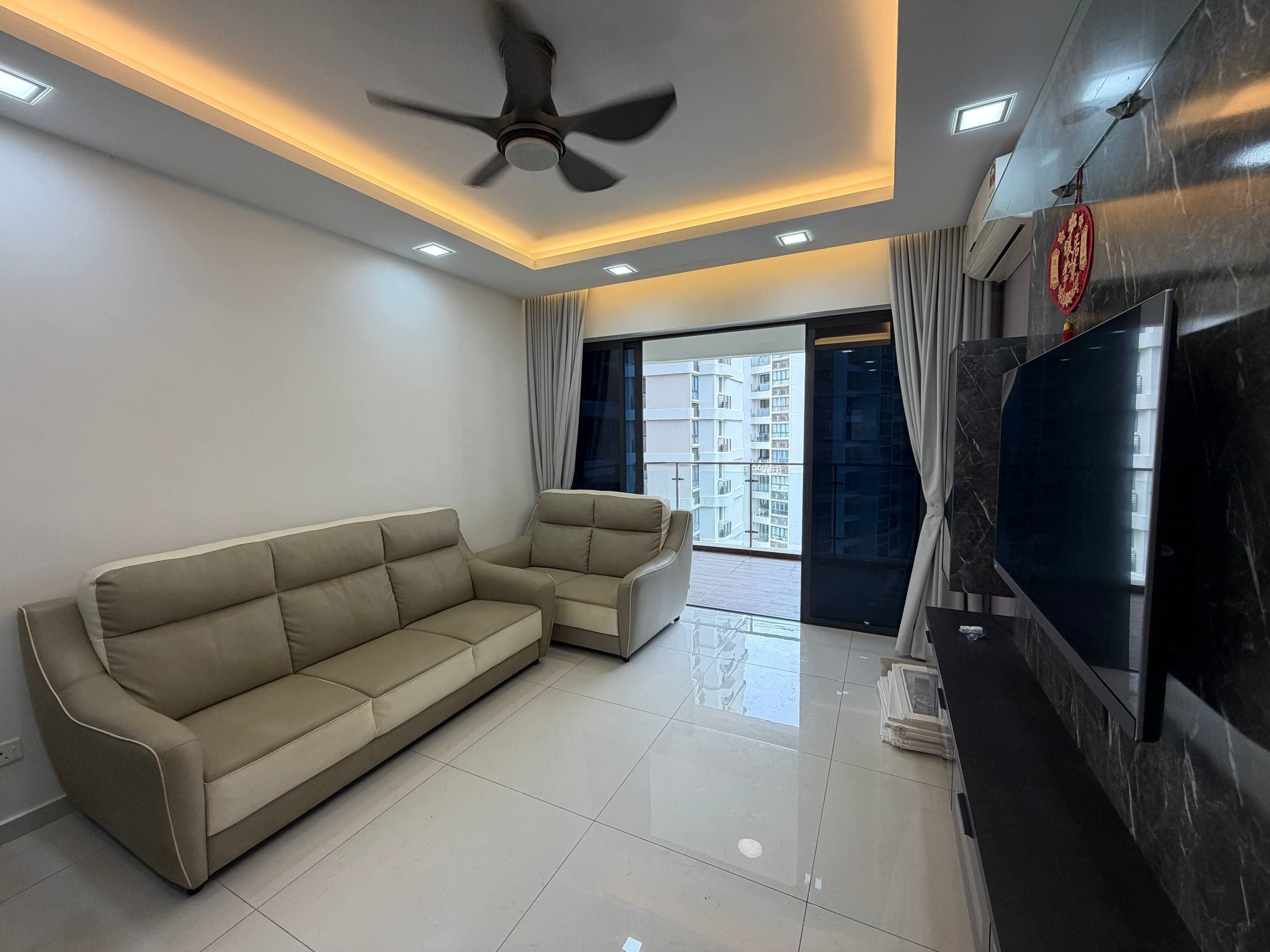 Condominium Country Garden Danga Bay