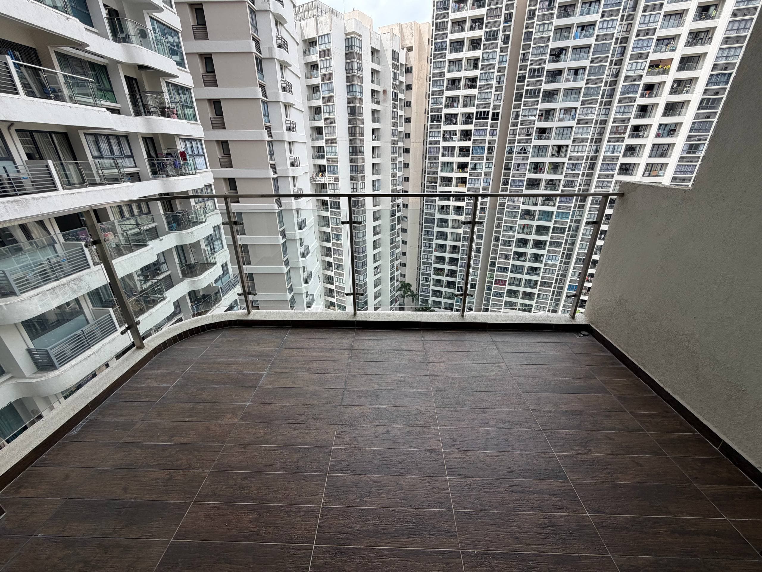 Condominium Country Garden Danga Bay 3