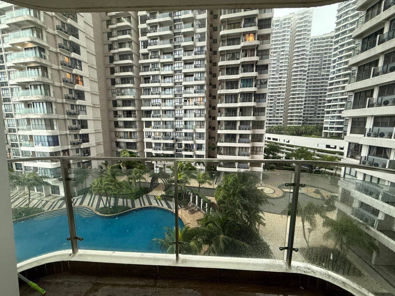 Condominium Danga Bay 7