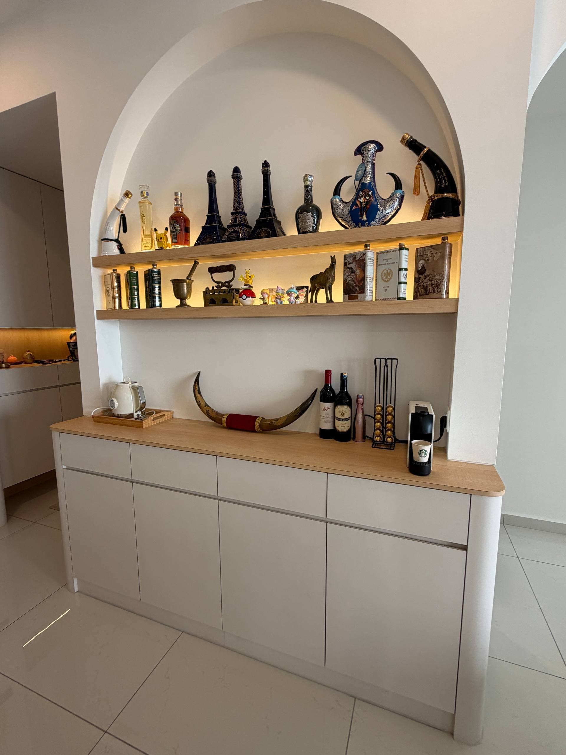 Corner Unit Country Garden Danga Bay 11