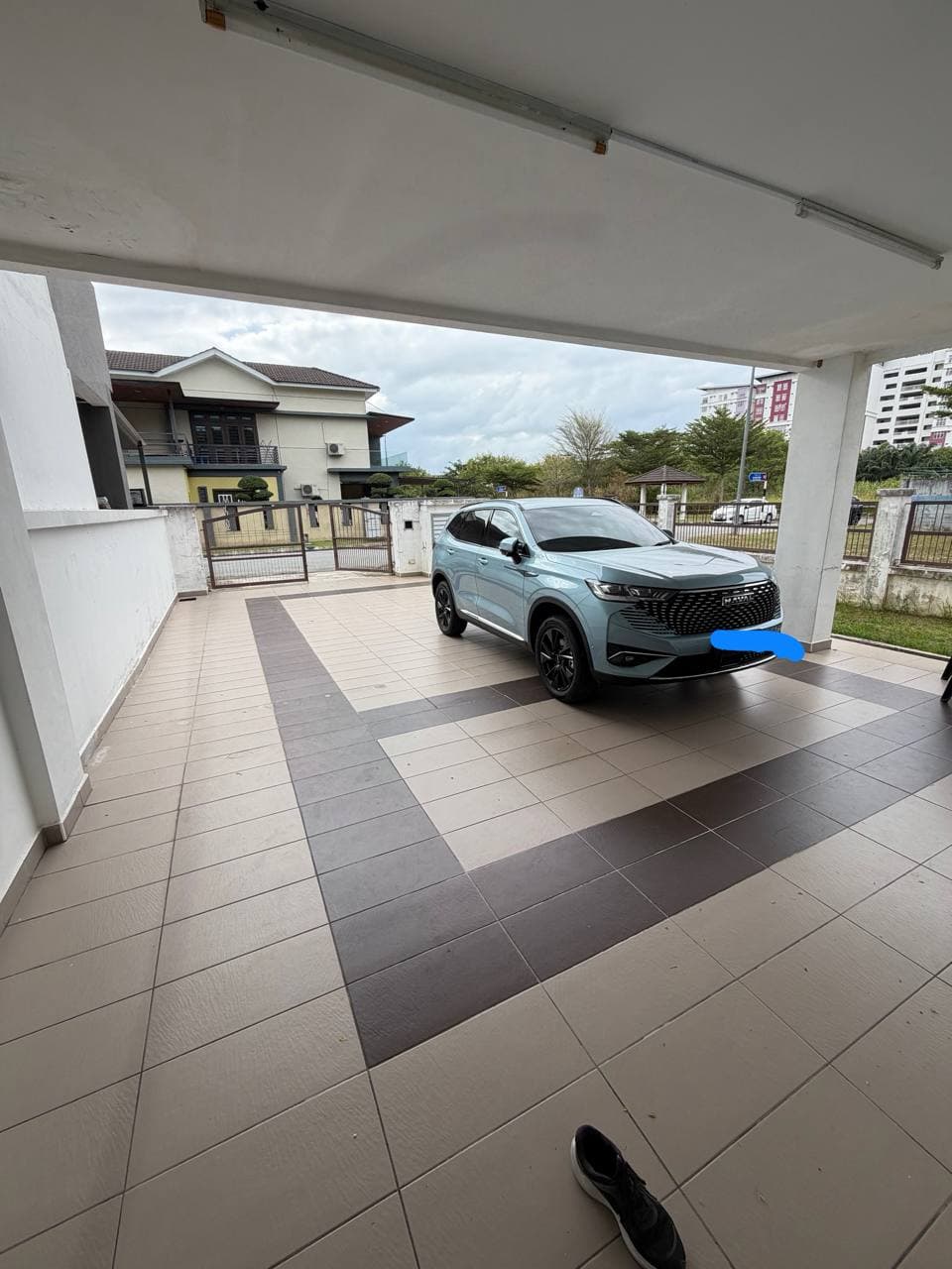 2 storey Terrace Bandar Uda Utama 11