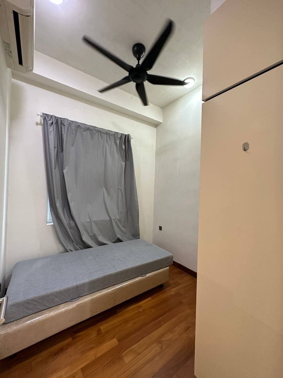 Condominium TriTower Residence 5