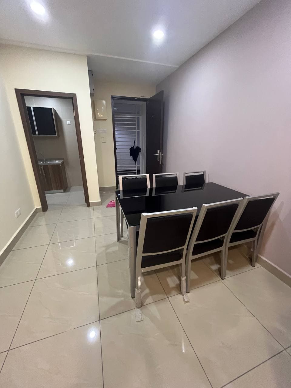 Service Apartment Taman Kempas Indah 4