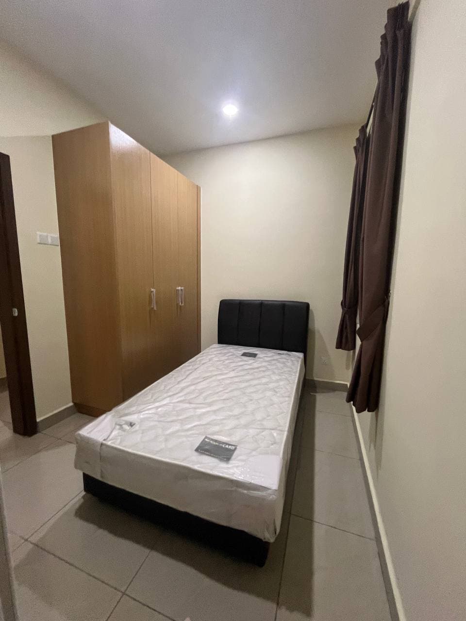 Service Apartment Taman Kempas Indah 8