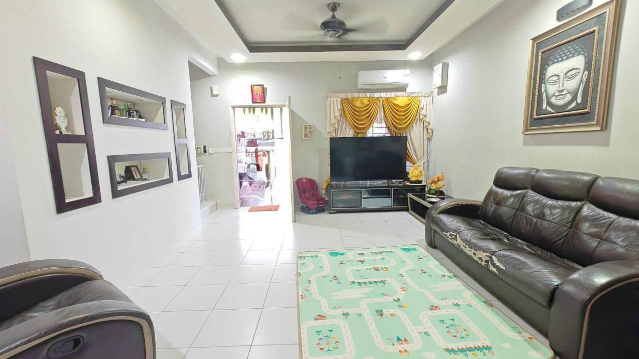 Double Storey Terrace Taman Nusa Bayu