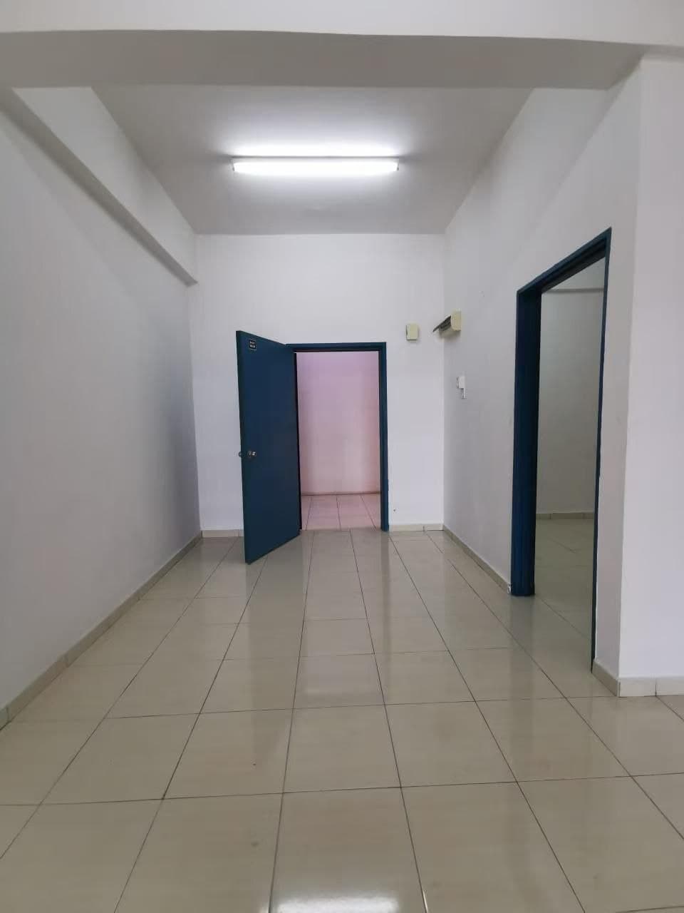 Apartment Rainbow Garden 6