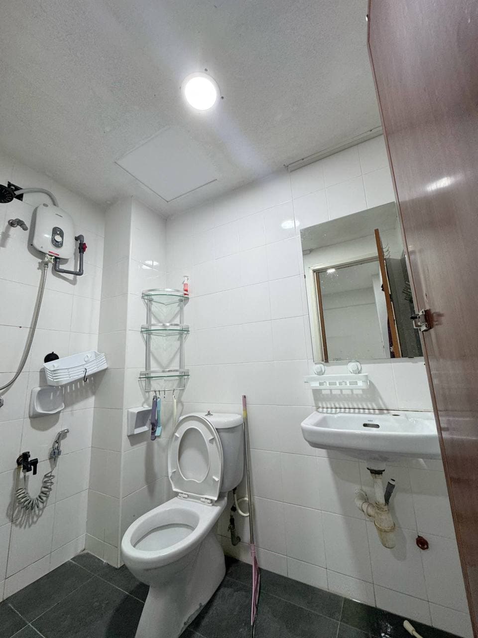 Condominium Taman Daya 7