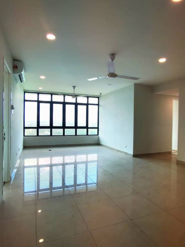 Condo Tebrau Bay