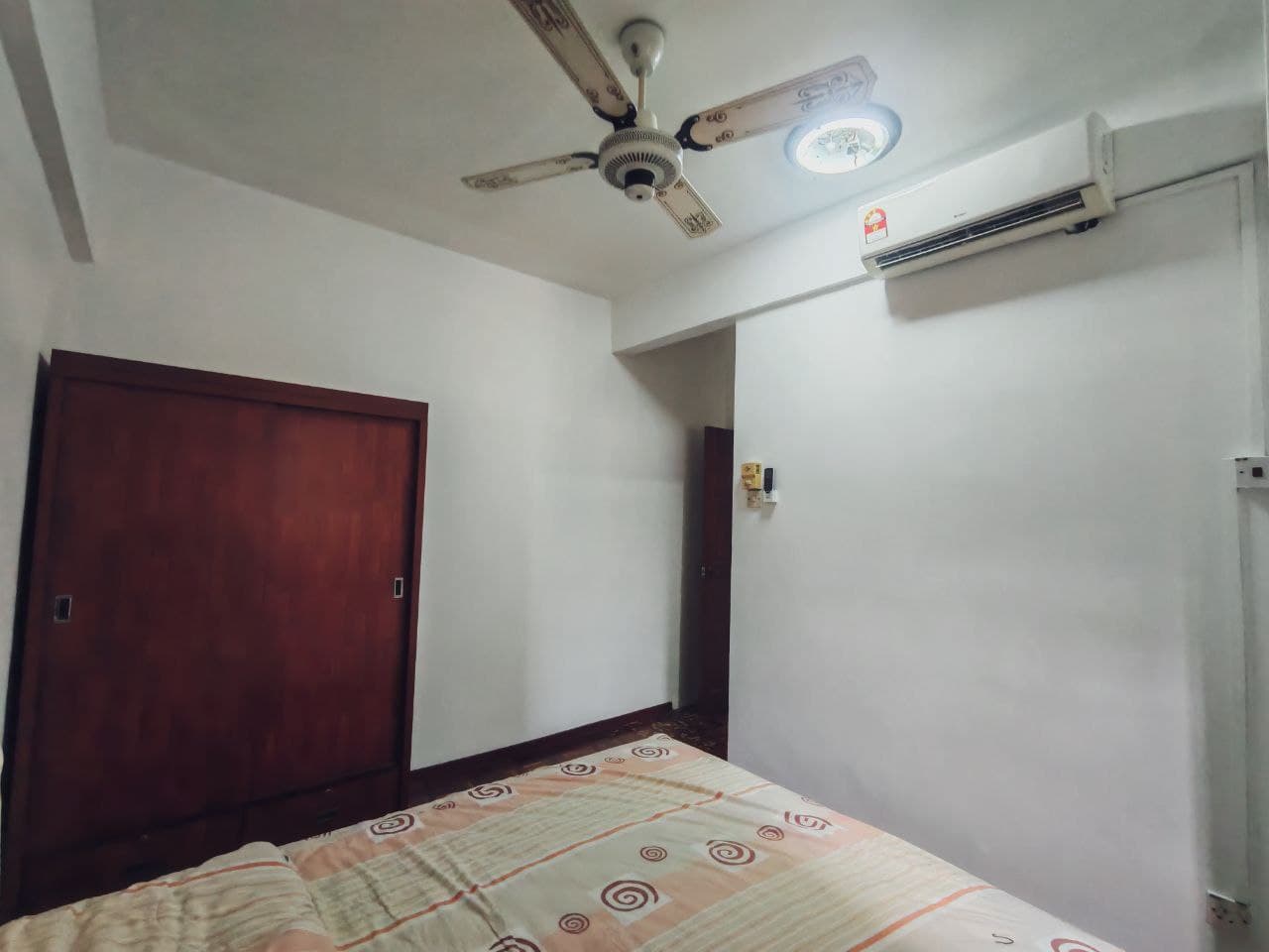 Condominium Tmn Bukit Aliff 13