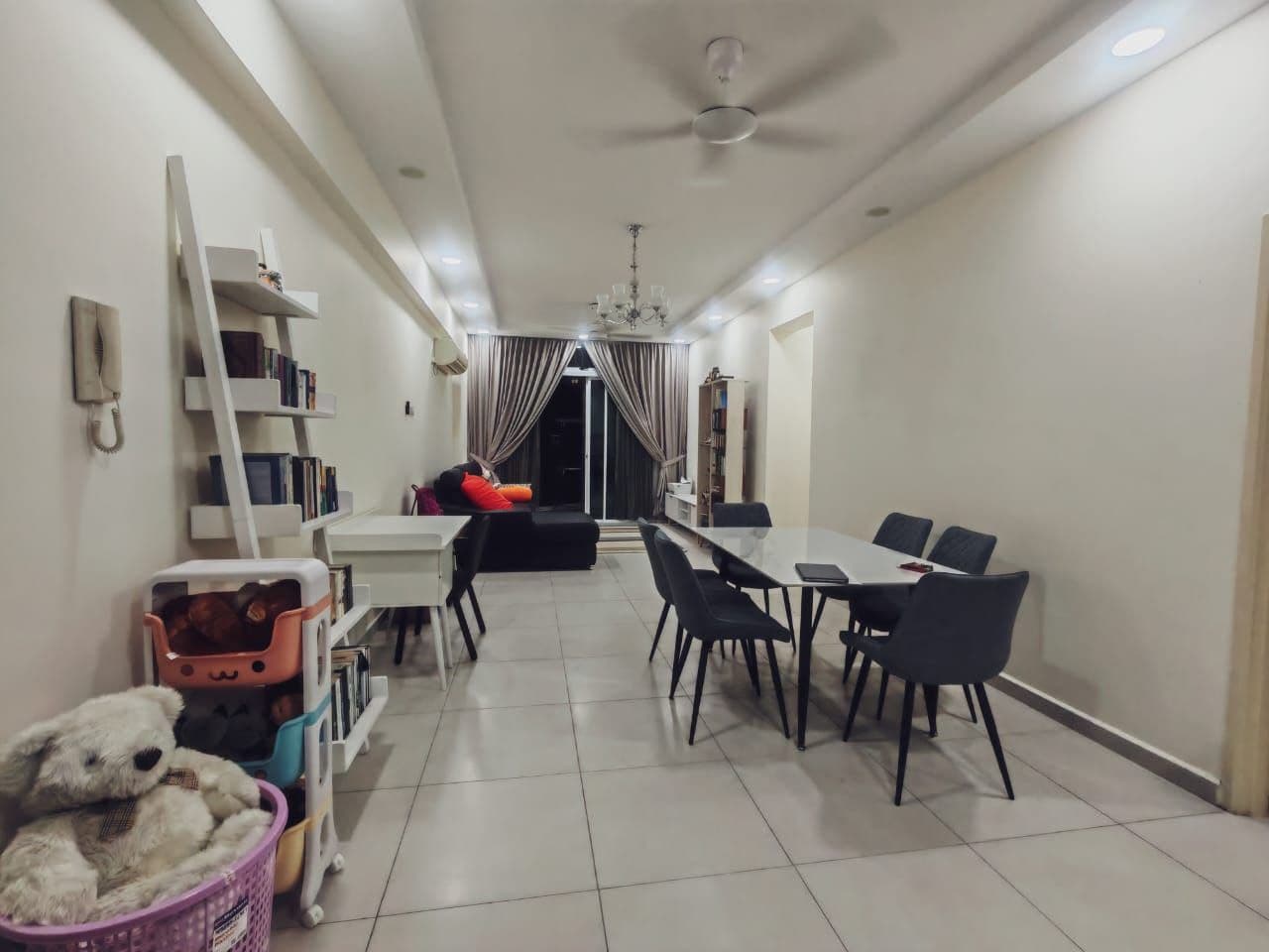 Apartment Lagenda Tasek Luxurious Suites Larkin