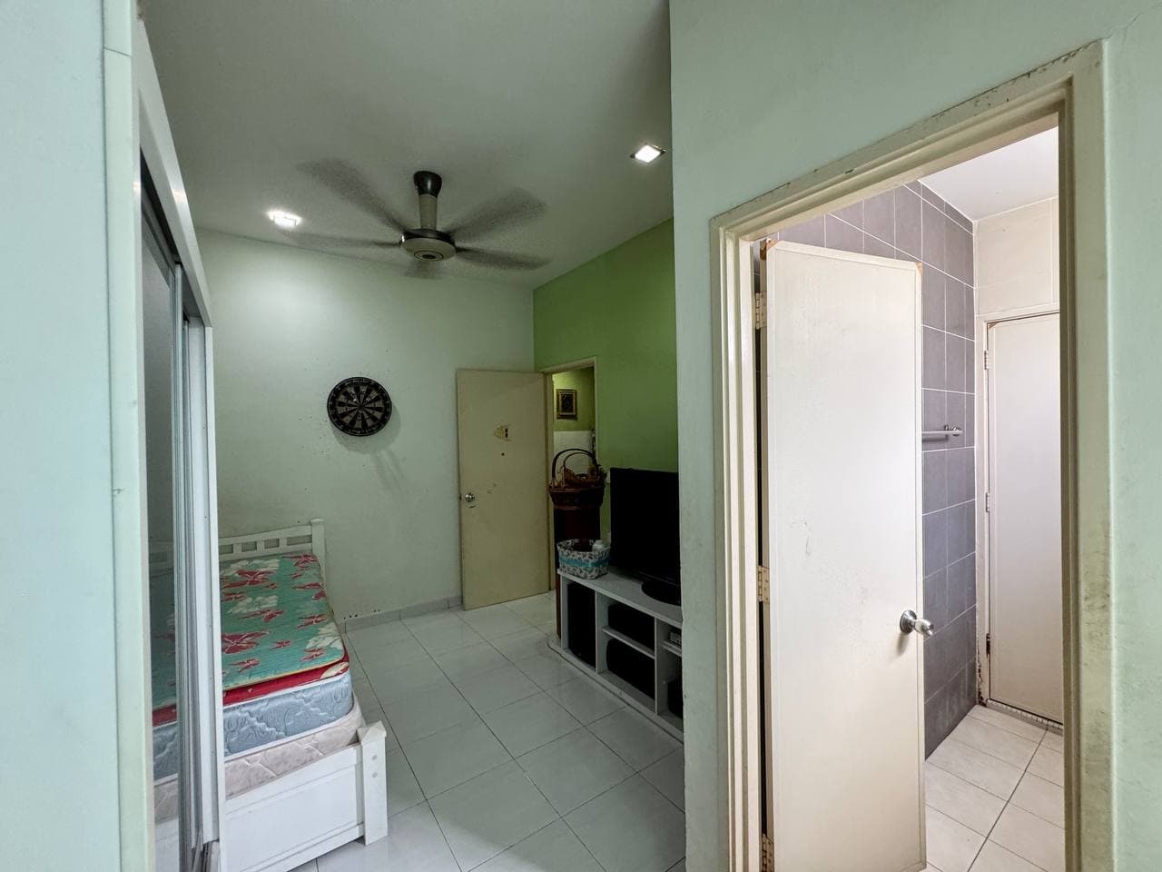 2 Storey Terrace Endlot Taman Setia Indah Precint 9 6