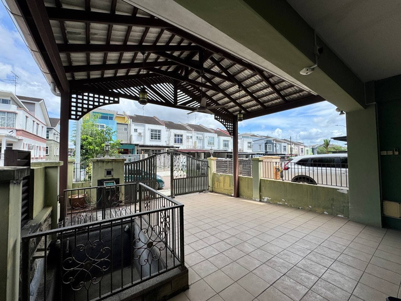 2 Storey Terrace Endlot Taman Setia Indah Precint 9 17