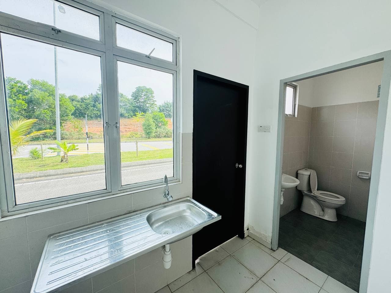 2 Storey Terrace Endlot Taman Setia Indah Precint 9 26