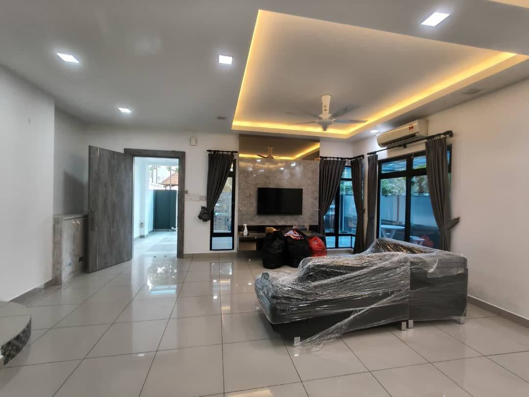 Three Storey Cluster House Taman Mutiara Mas 3