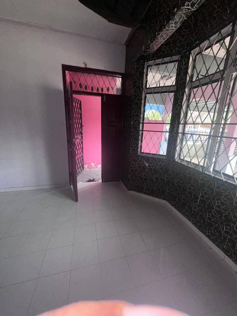 Single storey terrace house Taman Senai Utama 6