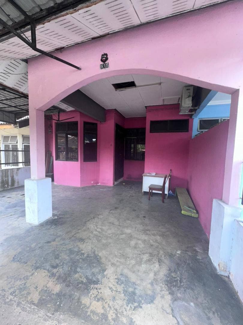 Single storey terrace house Taman Senai Utama