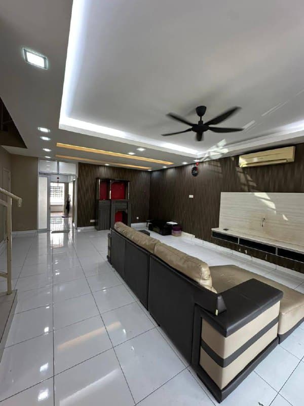 Double Storey Terrace Bandar Dato Onn