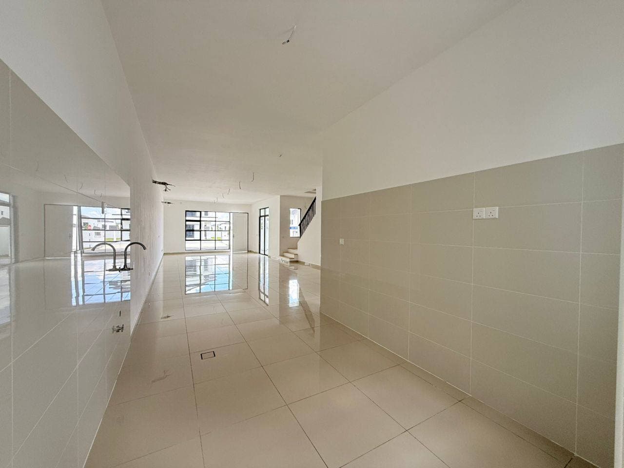 Double Storey Corner Lot The Commune Eco Botanic 4