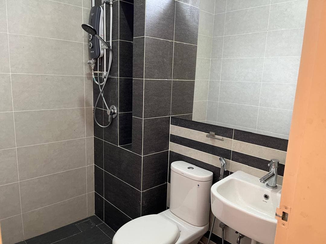 2 Storey Intermediate Terrace Jade 2, Jalan Taman Seri Austin 15