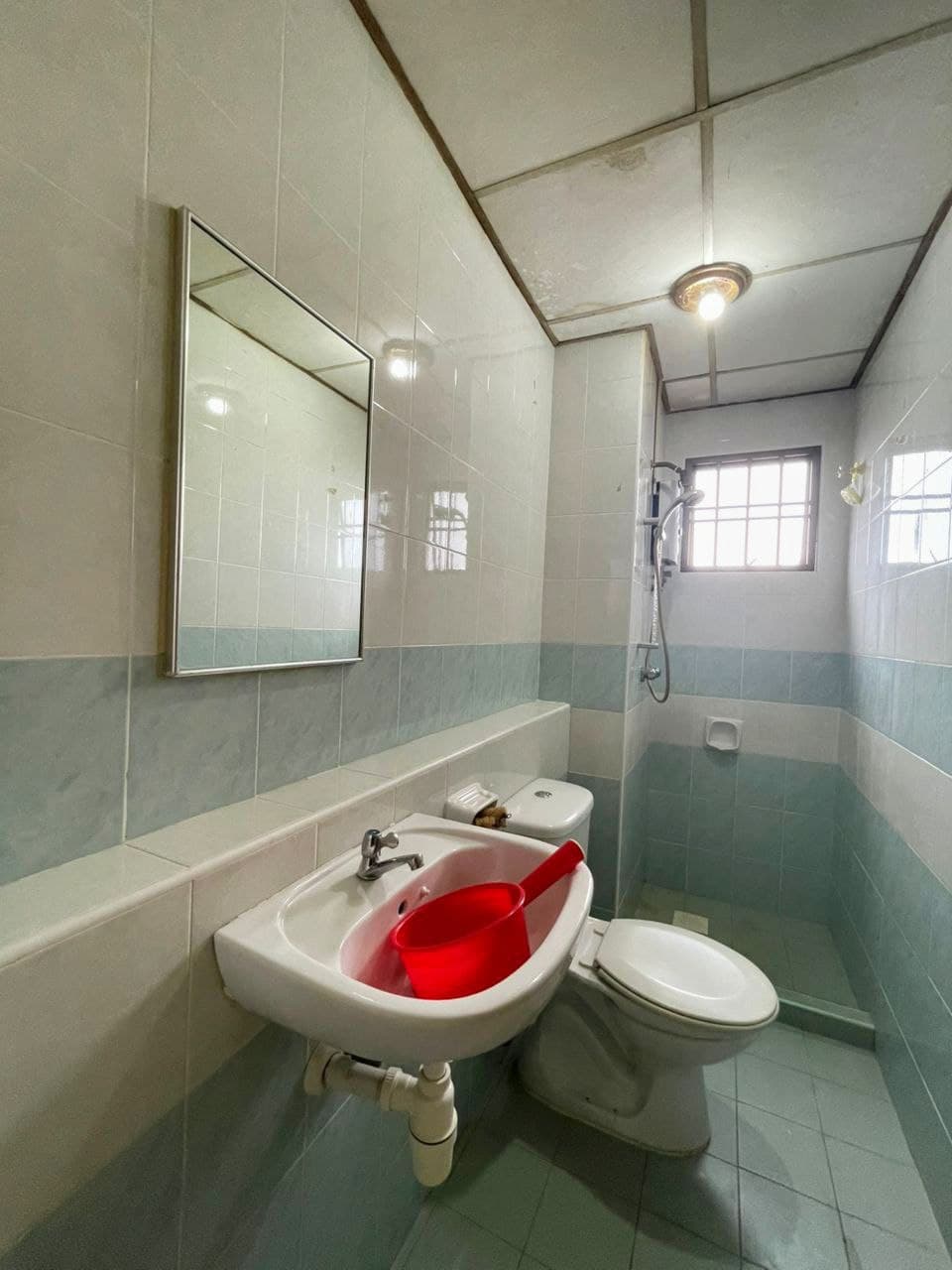 Condominium Tampoi 6