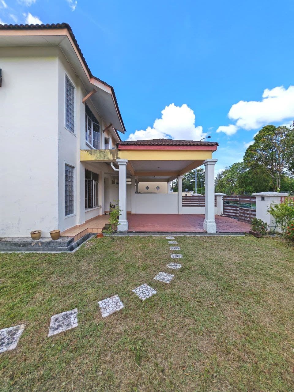 Double Storey Corner Lot Taman Mutiara Rini 6