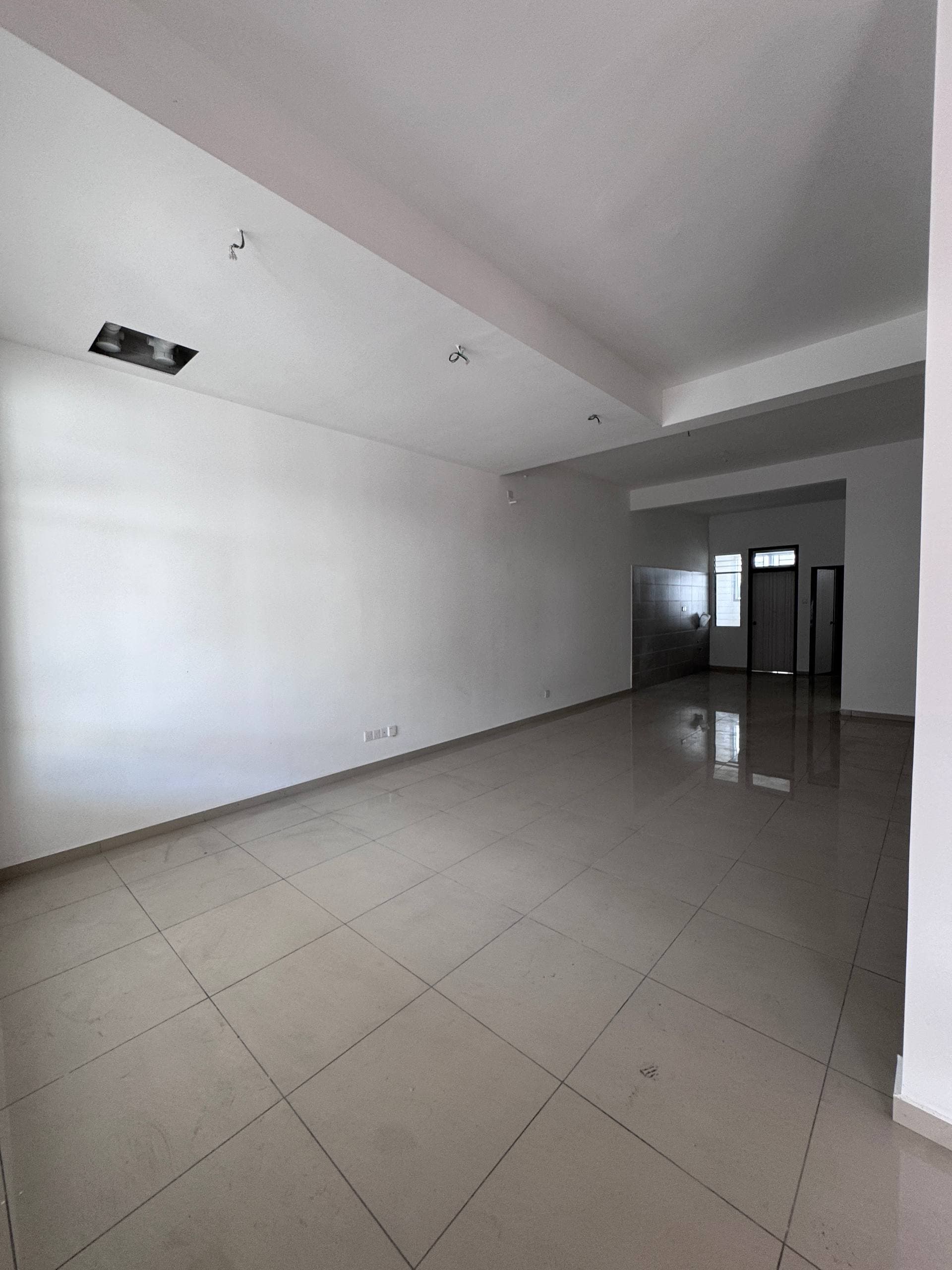 Double Storey Terrace House Bandar Layangkasa 4