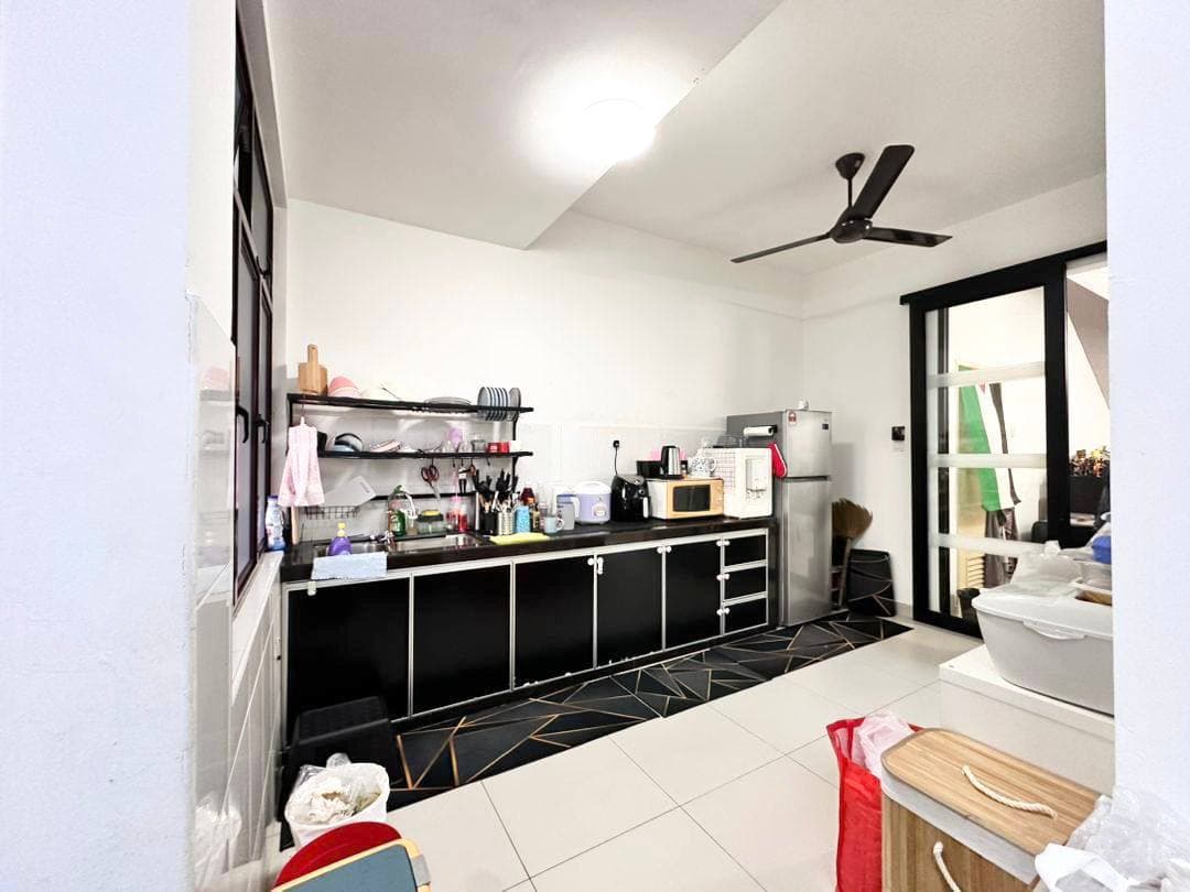 Double Storey Mutiara Rini 2