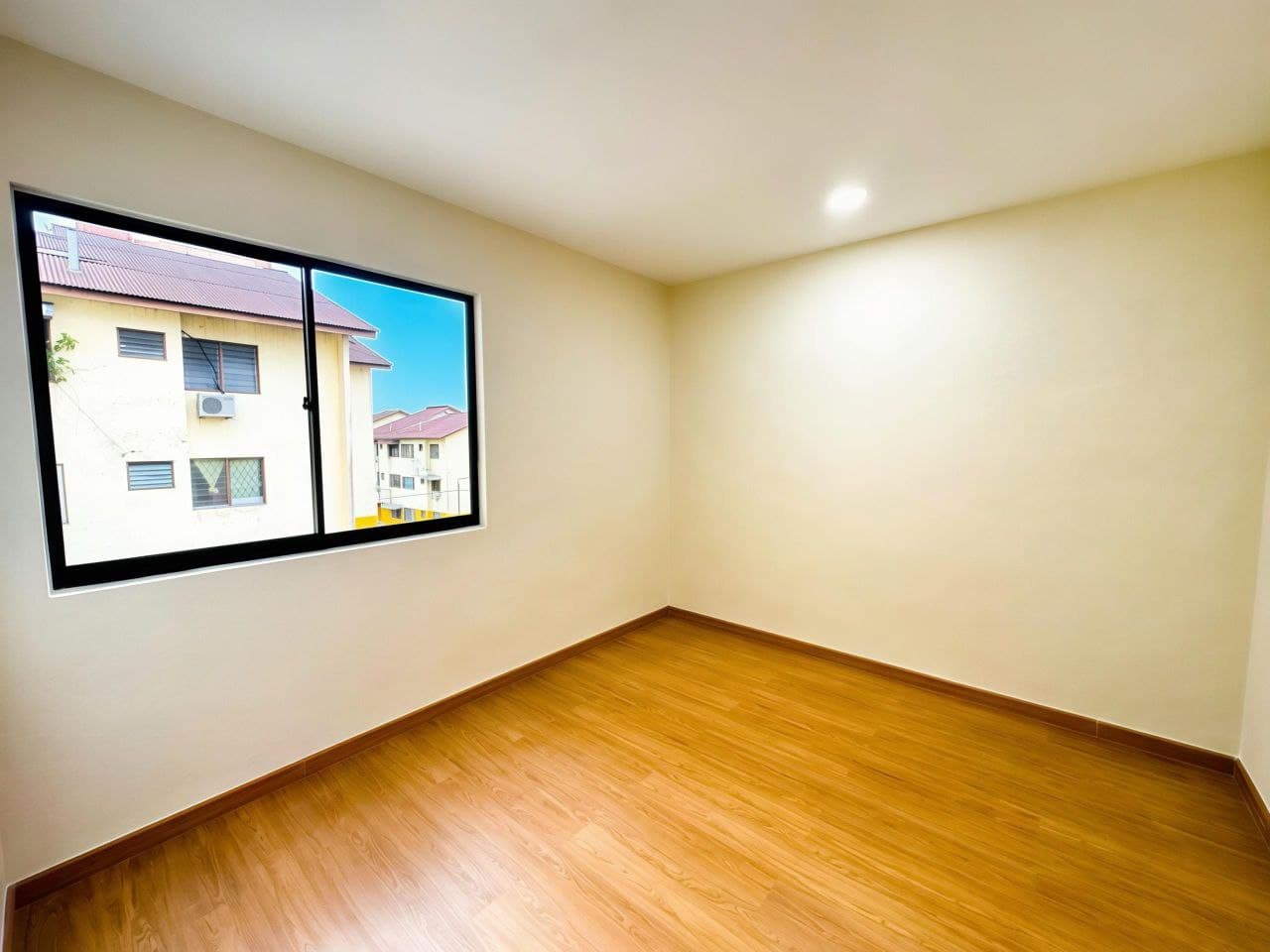 Low Cost Flat Selesa Jaya 4