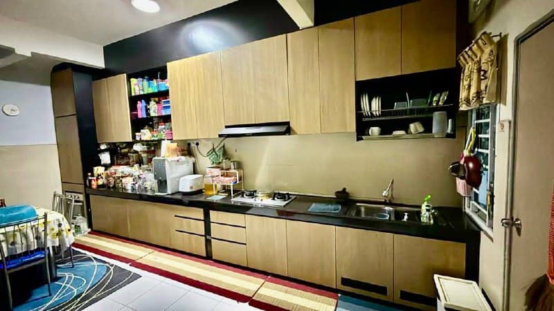 Double Storey Terrace House Jalan Merbau 5