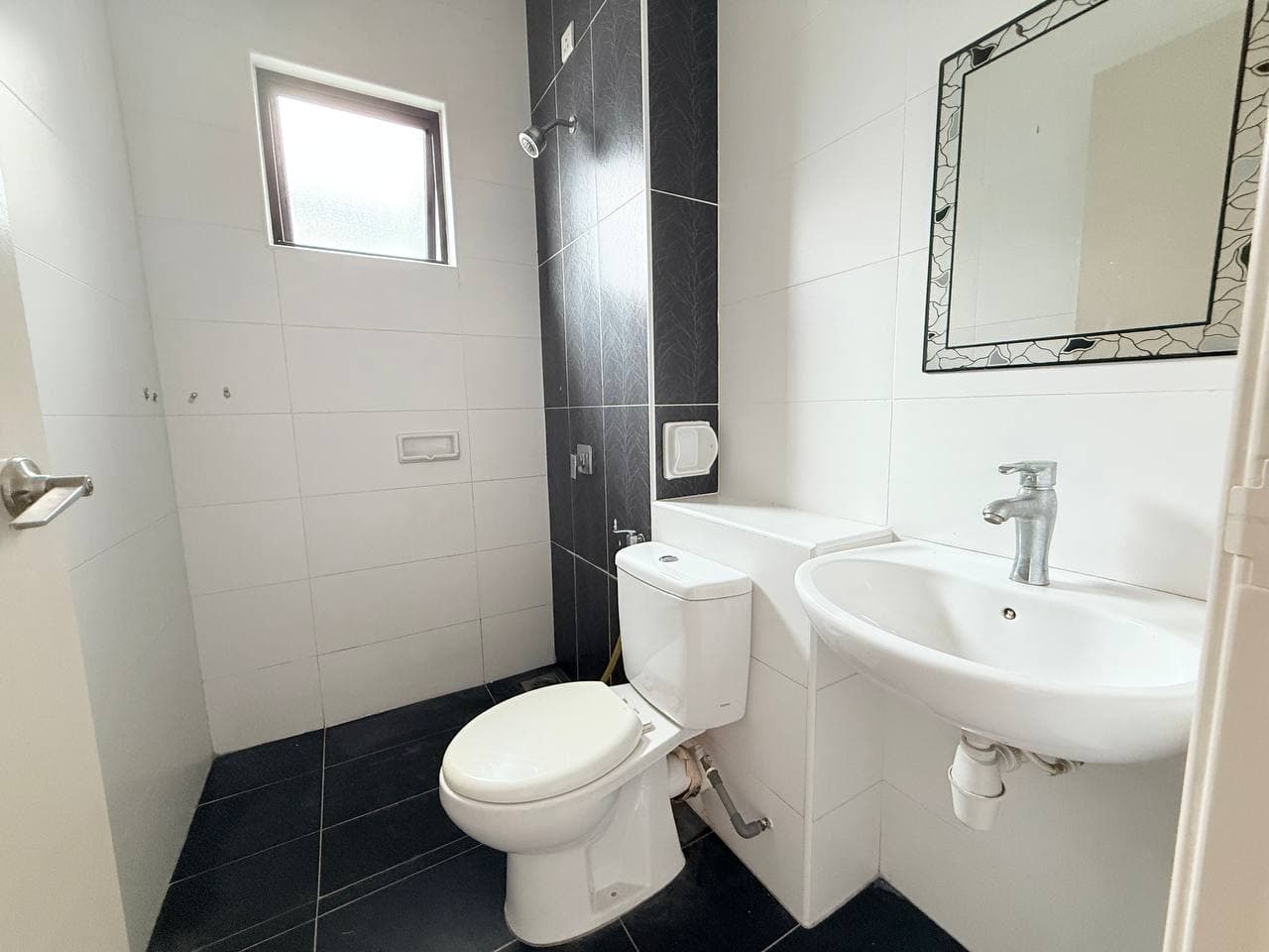 2 Storey Cluster House Bukit Indah 11