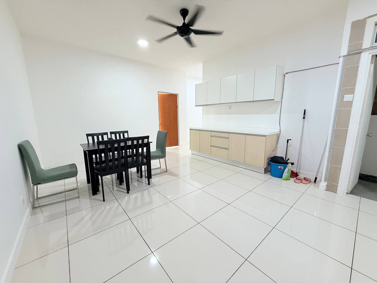 Condominium Epic Residence @ Larkin 19