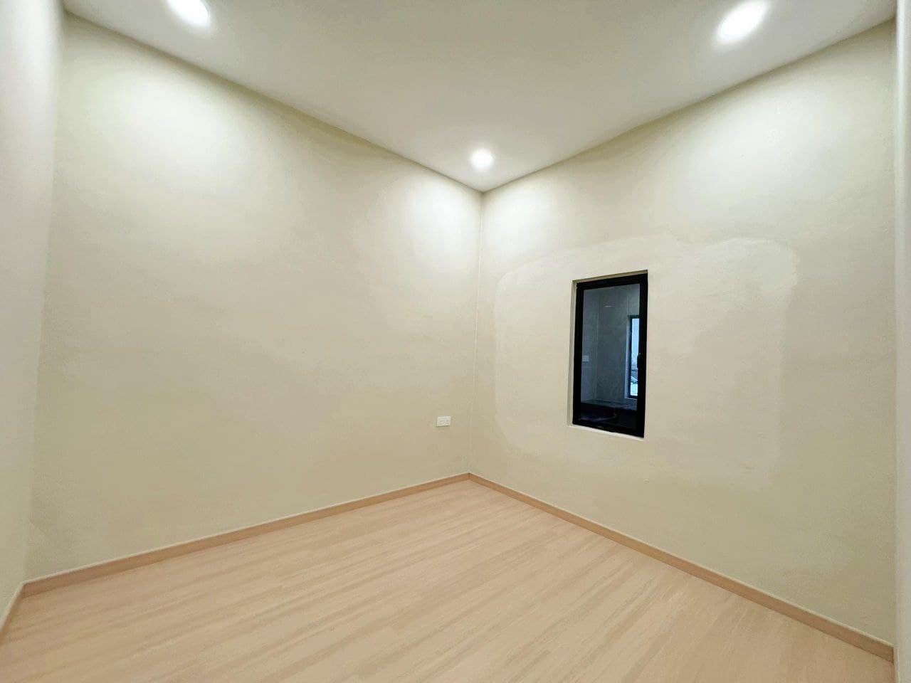 Single Storey Terrace Flora Heights 5