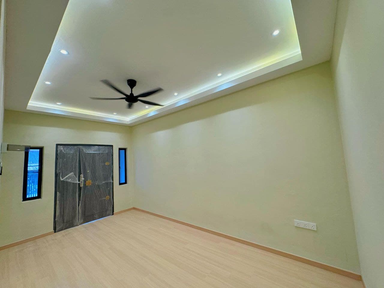 Single Storey Terrace Flora Heights 3