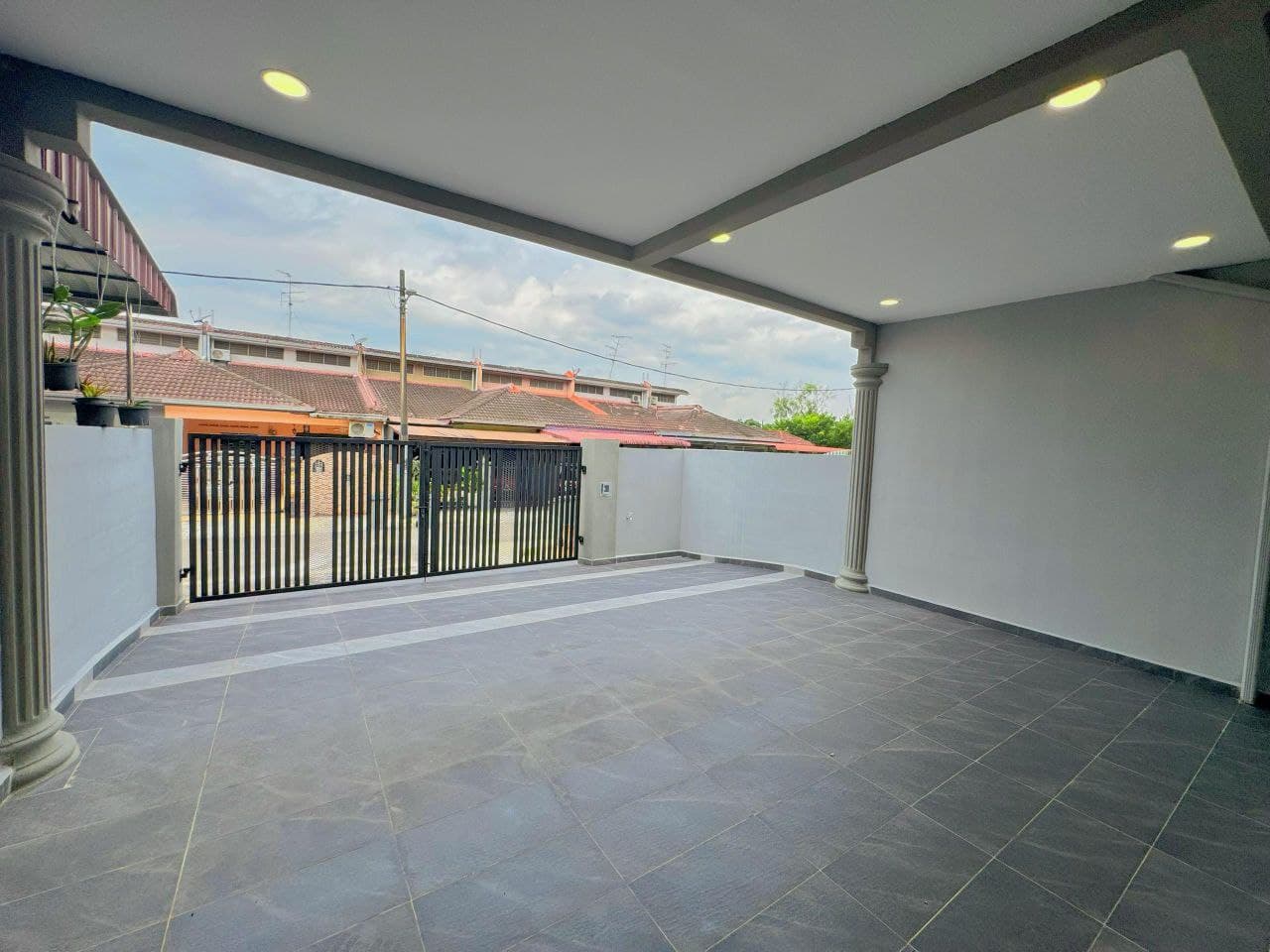 Single Storey Terrace Flora Heights 14