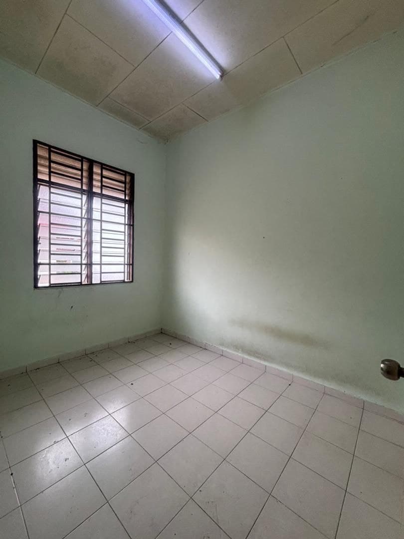 Single Storey Terrace House Jalan Meranti 17